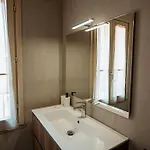Casa Gotica 3*