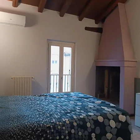 Casa Gotica Konukevi Castelfranco Emilia